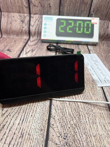 Digital Alarm Clock Multicolour Large LED Screen Easy Set Up Temperature Display - Picture 19 of 23