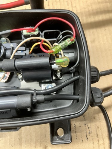 Seadoo GSX 951 1998 Limited caja eléctrica trasera bobinas de encendido solenoide de arranque - Imagen 7 de 15