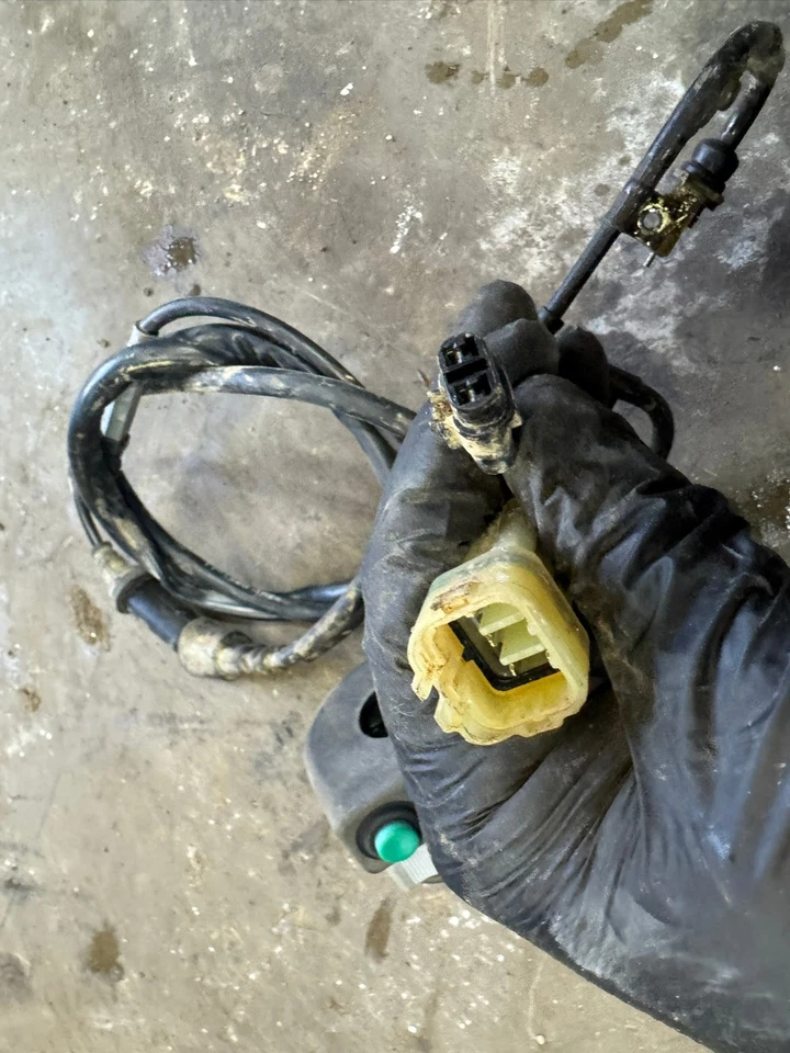 02 03 04 KAWASAKI PRAIRIE 650 700 CONTROL MANILLAR INTERRUPTOR OEM CABLE ESTRANGULADOR IZQUIERDO Foto 4 de 4