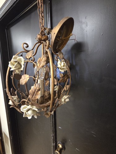 Vintage italienischer Metall gold vergoldet Porzellan Blumen Kronleuchter Lampe muss neu verdrahtet werden * - Bild 2 von 23