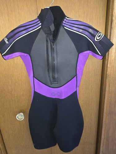 Gotcha Women’s Shorty Wetsuit Size 9/10 S Titanium 2.2. Metalite TI Chest Panel - Picture 3 of 9
