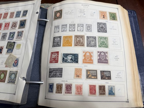 LARGE RUSSIA STAMP COLLECTION ALBUM ALL PICTURED VERY FULL - Picture 4 of 15
