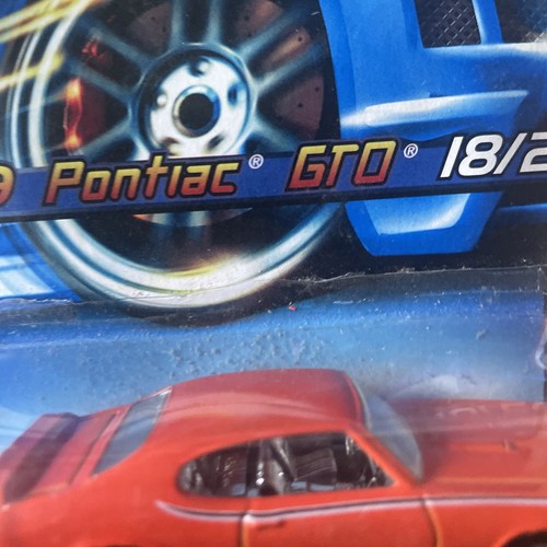2005 Hot Wheels '69 Pontiac GTO 18/20 Dicast Car Maroon Orange - Picture 6 of 6