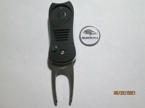 Marcador de pelota de golf de 2 lados Baltimore Ravens con herramienta Switchfix Switchblade Divot - Imagen 2 de 2