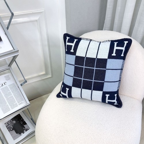 UK Cashmere Throw Pillow Wool Plaid Soft Warm Shawl Sofa Bedding Cushion Gift - Picture 8 of 53