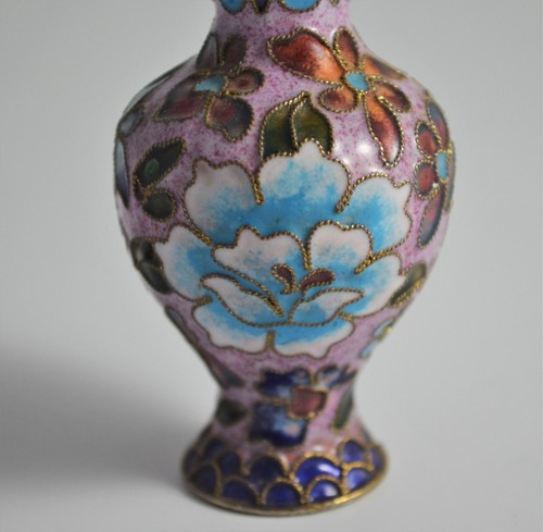 N5276 STUPENDO VASO CINESE MINIATURA IN CLOISONNE' con BASE IN LEGNO - Foto 6 di 9