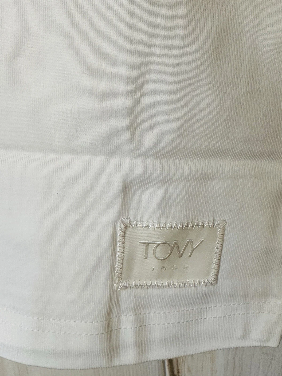 NWT TONY LOGO EMBROIDERED T- SHIRT VANILLA BEIGE COTTON MEN SIZE L SHORT SLEEVE - product detail image 7