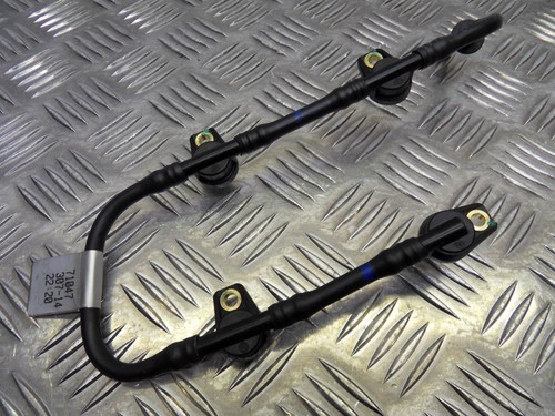 Genuine Aprilia RSV4 1000 1100 Upper petrol fuel injector rail pipe 2009 to 2023 - Picture 2 of 5