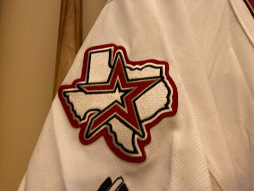 Brett Myers - 2011 Houston Astros Game Used Jersey - Texas State Patch - Size 54 - Picture 4 of 11