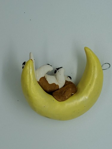 BASSET HOUND Ornament SLEEPING ON CRESCENT MOON Window Hanger WHT/TAN Handmade - Picture 3 of 4