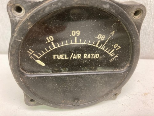 WW2 Aircraft US Army Fuel Air/Ratio Gauge type A-7A serial no. AF 43-128534 (D) - Picture 1 of 3
