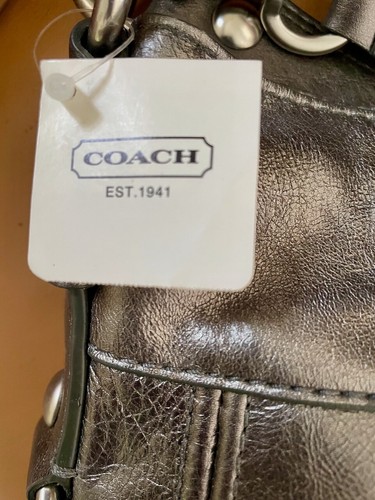 Neu mit Etikett $ 498 wandelbare Hobo-Schultertasche aus Leder groß Zoe graphitfarbenes Leder - Bild 4 von 13