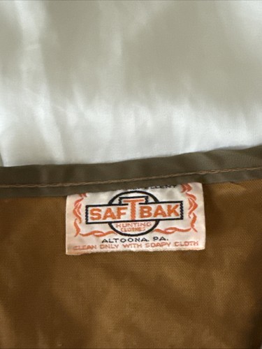 Vintage Hunting Vest Mens Small  S Brown Saftbak Full Zip Quilted Shoulder - Picture 2 of 3