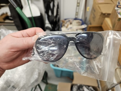 Paar Sonnenbrillen - Bild 6 von 8
