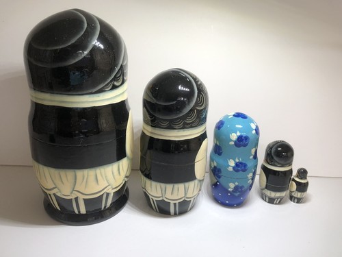 Matryoshka TRADER Russian Wooden Nesting Doll 5pc - Picture 2 of 3