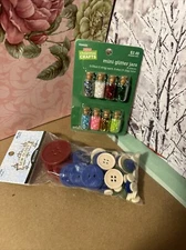Sew-ology Buttons Christmas Colors 151 Pcs & Mini Glitter Jars Crafts Scrapbook