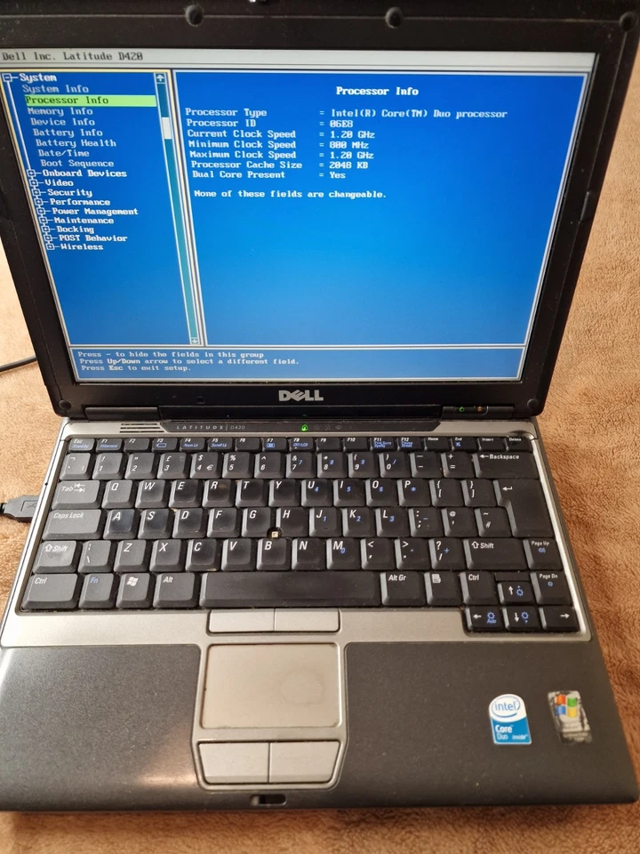 Dell Latitude D420 Laptop With Ultrabase Faulty For Parts ICDuo 1.2GHz 60gb Hdd - Image 2 of 4