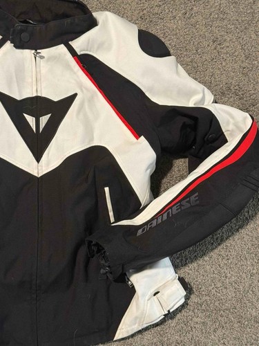 Dainese Hawker D-Dry White Black Motorcycle Jacket Size 58 All Pads - No Liner - Picture 3 of 19