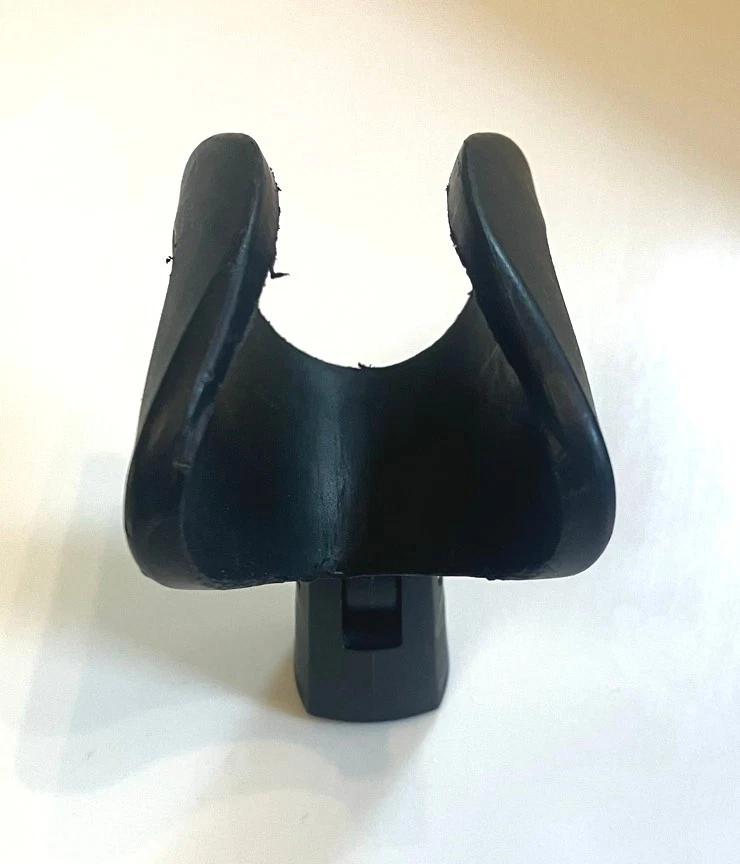 Clip/montaje/soporte de micrófono inalámbrico Sennheiser MZQ1 - ¡Envío gratuito! Foto 2 de 4