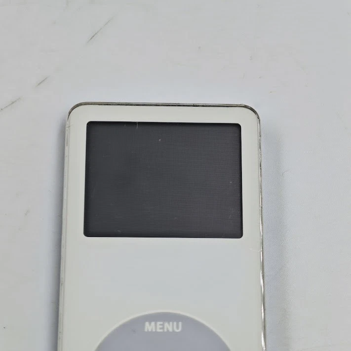 Apple Ipod A1137 2GB - Aktiv, Zeichen Der Kleidung - Bild 2 von 4