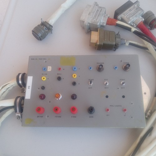 Bendix RDR-1F Radar XMTR / RCVR TEST SET MOCK UP - Picture 8 of 9