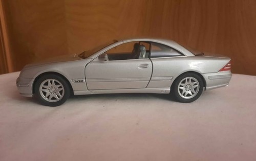 Mercedes Benz CL 600 Hardtop Scale 1/24 Die Cast Metal Made By Welly #2073 - Picture 2 of 10