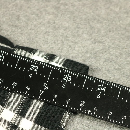 Mossimo Boyfriend Fit Plaid Flannel Shirt Button Front Long Sleeve Black White M - Picture 21 of 21