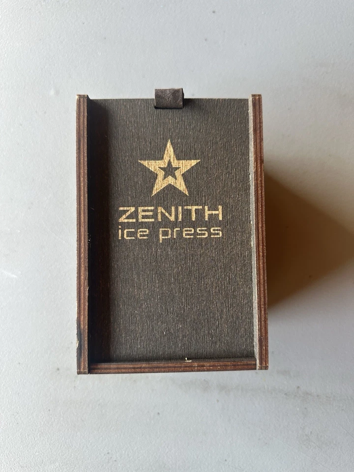 New Zenith ICE BALL PRESS For Perfect Cocktails. creating crystal-clear Sphere - Image 4 of 4