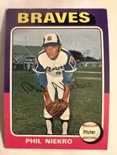 1975 Topps Baseball #130 - BRAVES HOF Righty Knuckler  PHIL NIEKRO         75026