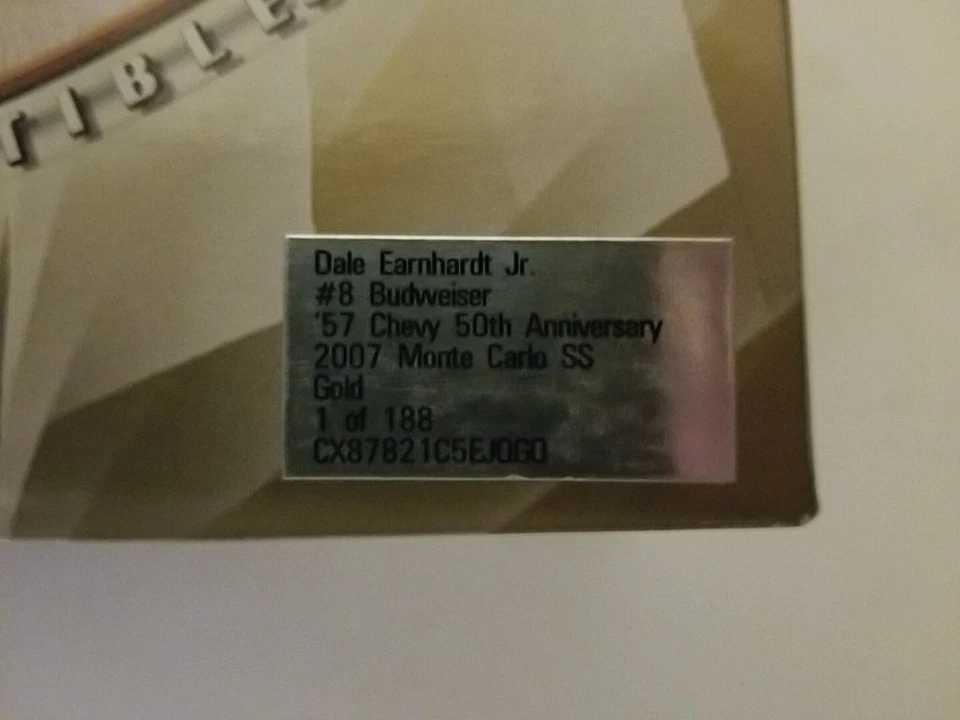 Dale Earnhardt Jr 8 Budweiser 2007 Monte Carlo 50 aniversario Oro 24 KT 1 de 188 nuevo en caja Foto 2 de 4