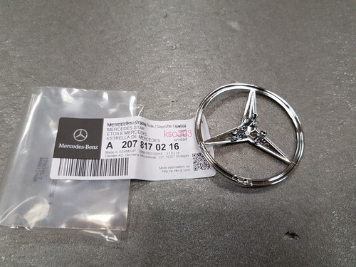Genuine  C207 E-class Rear Trunk Boot Emblem Badge A2078170216 - Picture 2 of 2