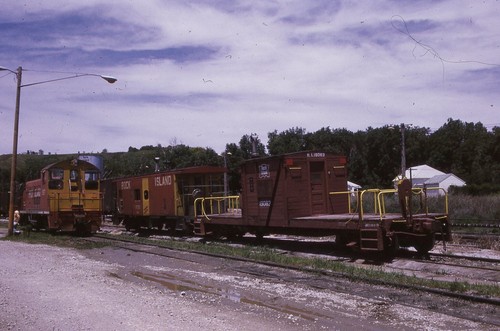 A1051 35MM SLIDE CRI&P ROCK ISLAND RAILROAD YARD