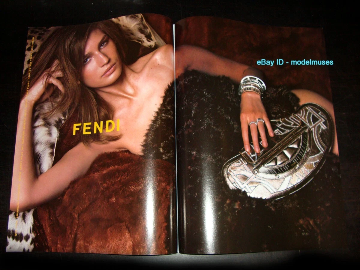 Rivista FENDI 2 pagine STAMPA ANNUNCIO autunno 2004 EUGENIA VOLODINA karl lagerfeld