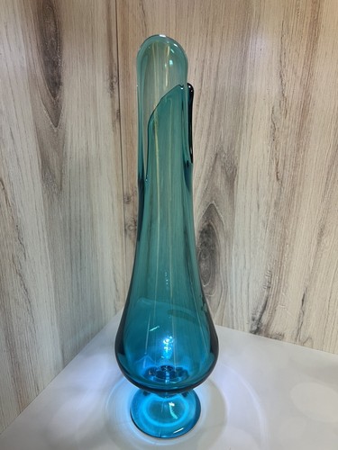 Vintage MCM LE Smith 15.75” Peacock Blue Smoothie Pedestal Swung Vase - Picture 3 of 7