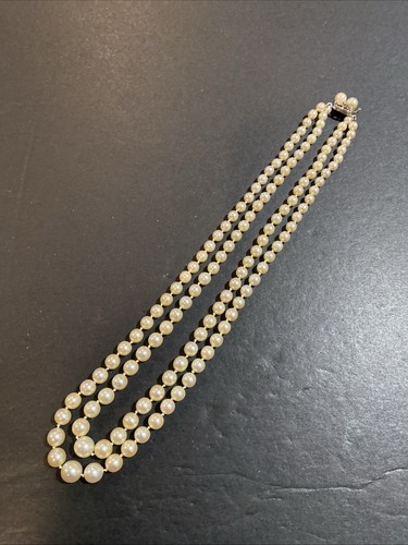 Vintage 14k White Gold Diamonds Two Strands Graduated Akoya Pearl Necklace - Picture 4 of 13