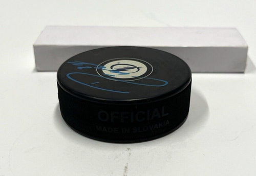 Ryan Callahan Tampa Bay Lightning Autographed Signed Lightning Hockey Puck ASCF - Picture 5 of 7