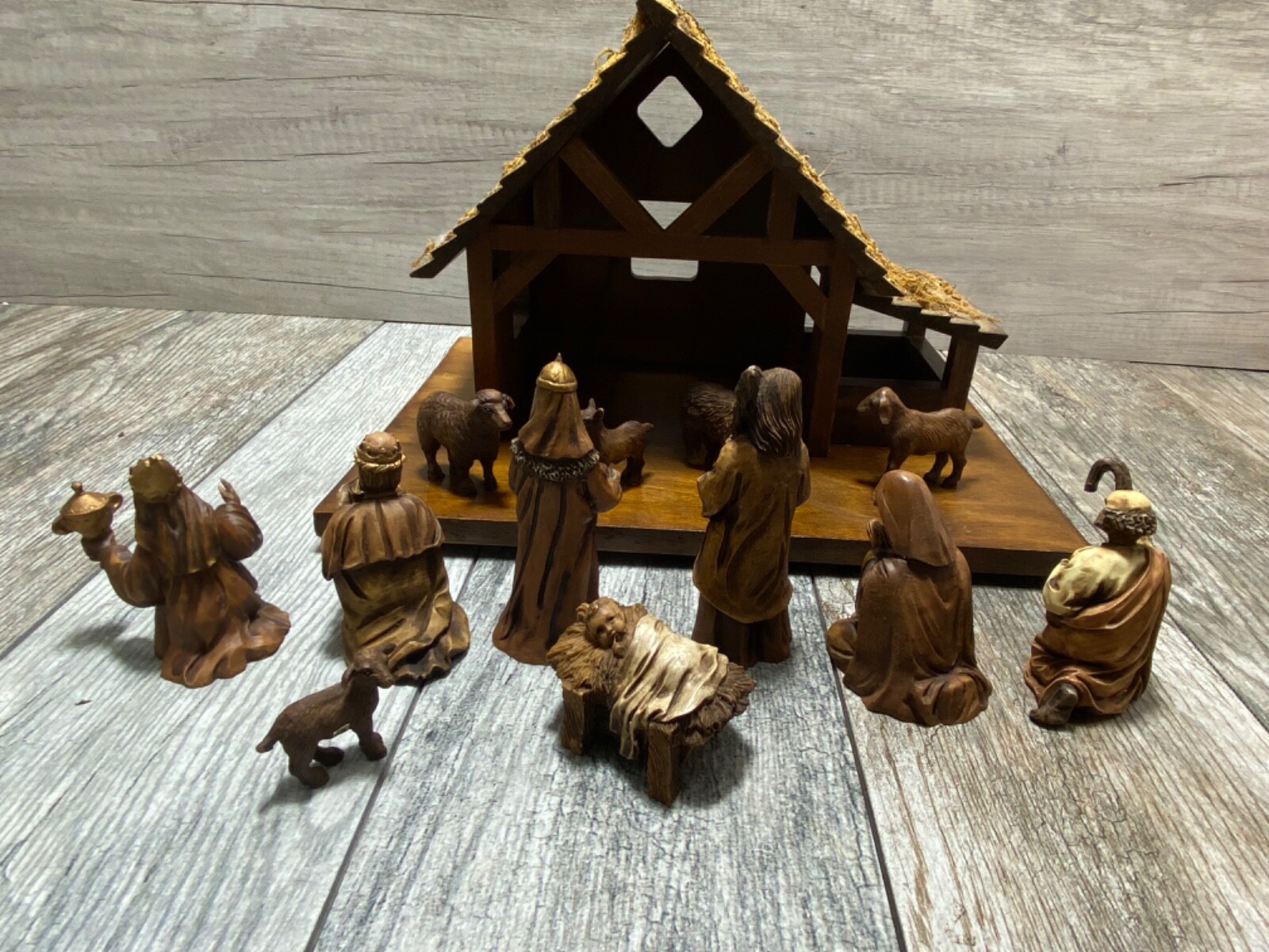 Picture 12 of 24