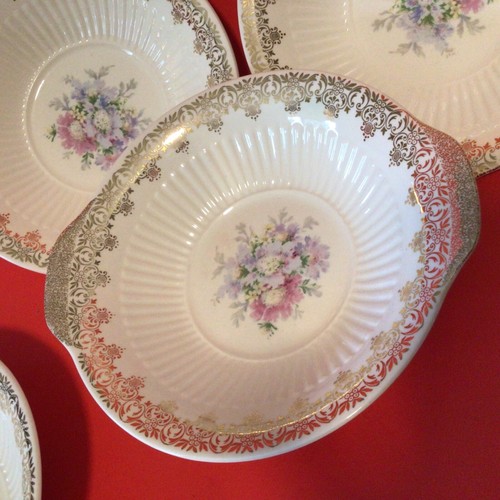 HERITAGE BY ROYAL CHINA CIOTOLE CON MANICO ORO 22 K VINTAGE FLOREALE 7 1/4” SET DI 4 - Foto 15 di 20