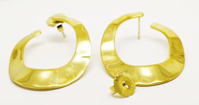  PENDIENTES ARO MEDIA LUNA IPPOLITA SENSO ORO AMARILLO 18K * PRECIO DE VENTA SUGERIDO POR EL FABRICANTE $4,995.00 Foto 3 de 4