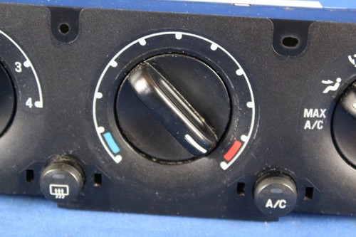 2010 Ford Explorer Radio CD Play Unit - Picture 3 of 9