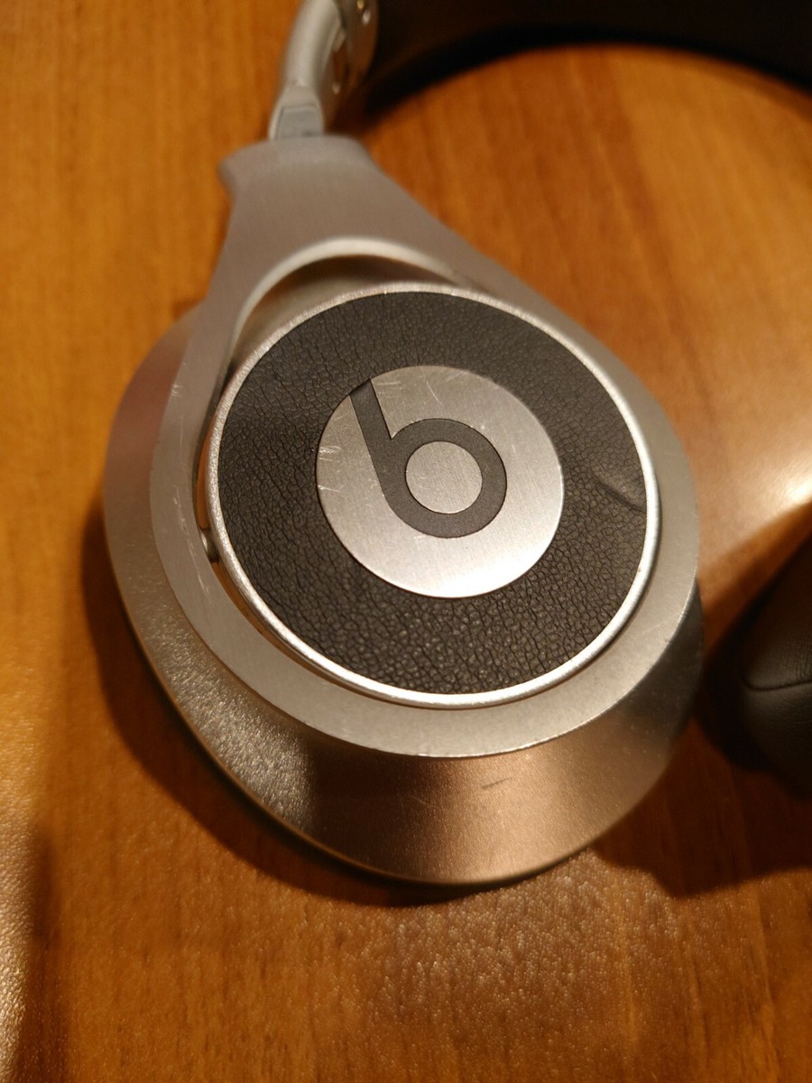 BEATS Executive noise canceling silver headphones w/case | eBay