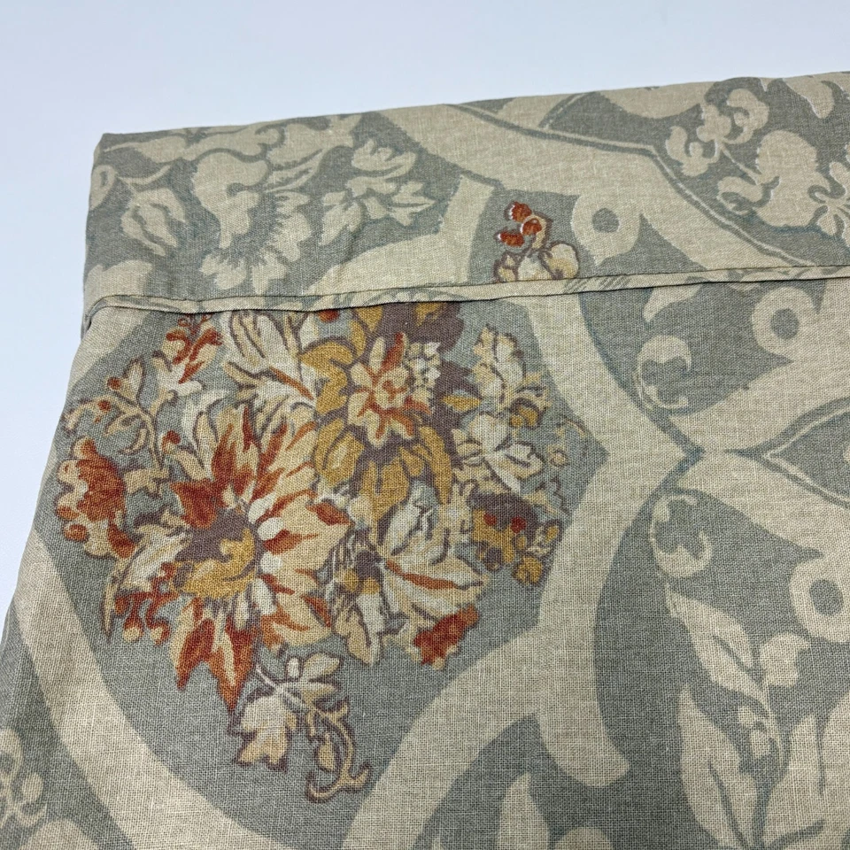 Pottery Barn Camilla 米色亚麻棉花卉奖章全大号被套 — 第 2/4 张图片