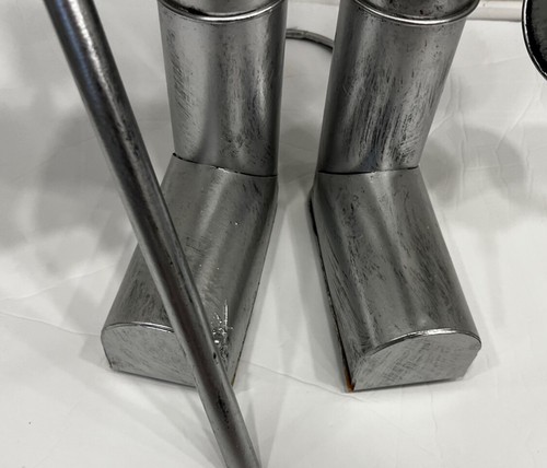 The Wizard of Oz "Tin Man with A Heart" Woodsman Metal Garden Sculpture - Picture 11 of 24