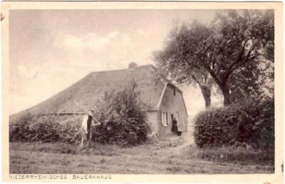 AK Niederrheinisches Bauernhaus - Bauer und Bäuerin vor dem Hof -ca.1910 Krefeld - Bild 1 von 2