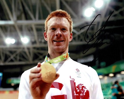 Ed Clancy signiertes 10x8 Foto + Händler Echtheitszertifikat Olympia Medaille Gewinner Bahnradfahrer