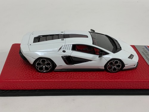 1/43 Looksmart Lamborghini Countach LPI 800-4 Siderale White Leather base - Bild 3 von 7