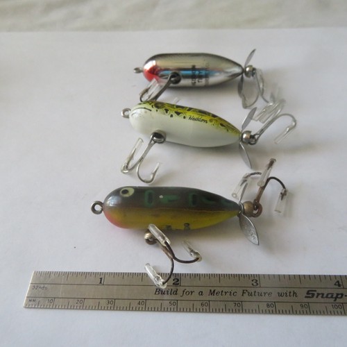 FISHING LURE 3 HEDDON 2" TINY TORPEDO BLACK AND GREEN AND FROG - Picture 3 of 3