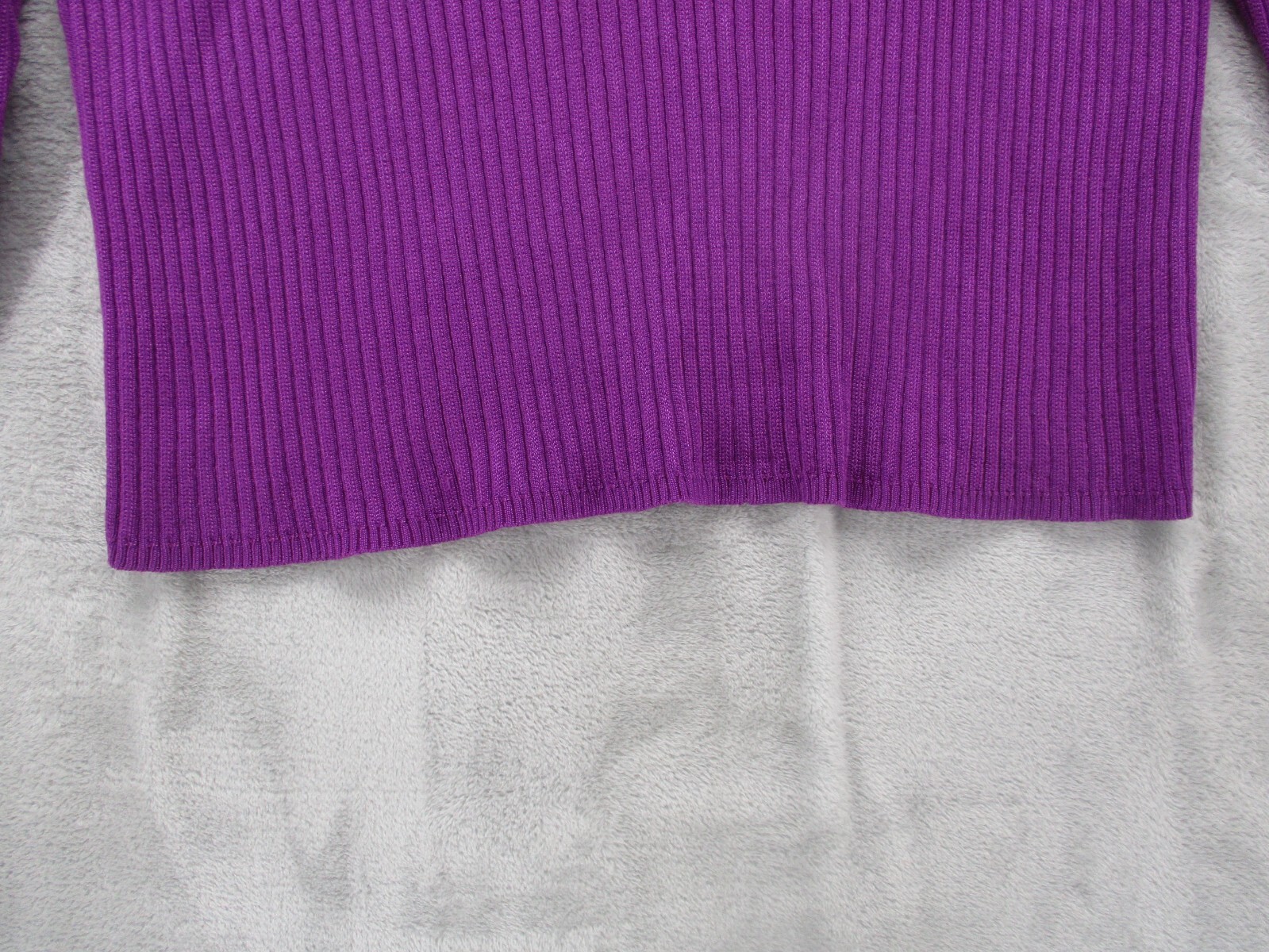 Foto 10 di 13