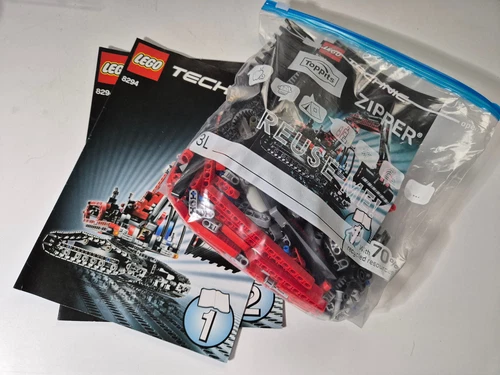 LEGO TECHNIC: Excavator / Raupenbagger (8294)