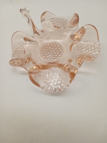 VTG Pink "Shamrock" Style Glass Ashtray/Trinket Dish - Picture 3 of 6